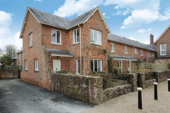 2 Bedroom Cottage